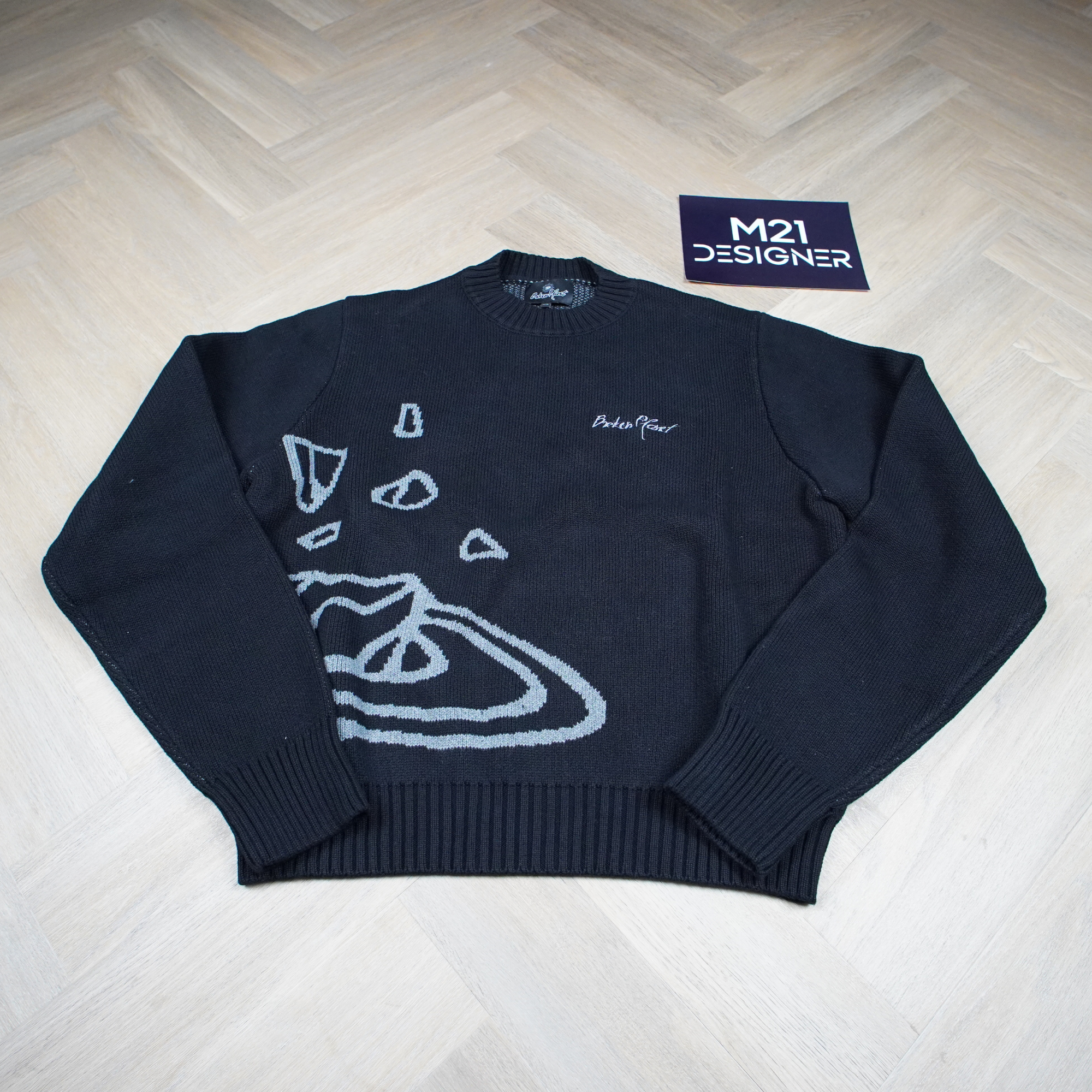 BROKEN PLANET KNIT | Black
