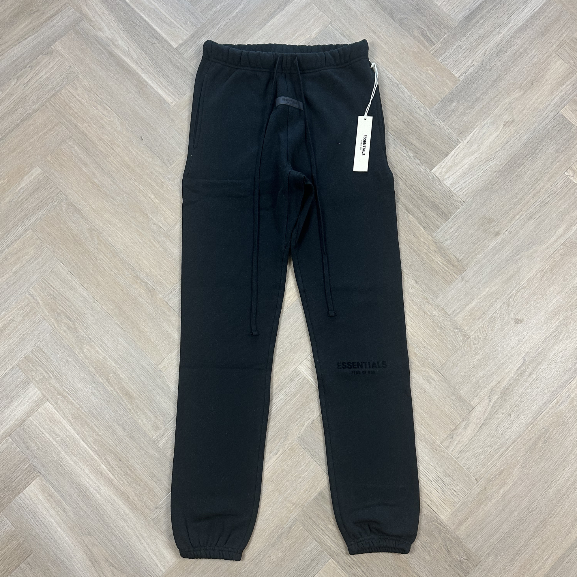 ESSENTIALS SS22 SWEATPANTS | Black